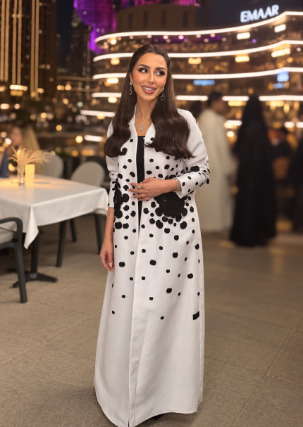 عباية مزنه حمدان Mezna Hamdan Abaya - 2040